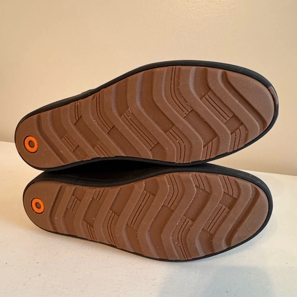 Women’s Bogs Black Suede Ankle Boots - Comfortable Zip Booties - Picture 5 of 7